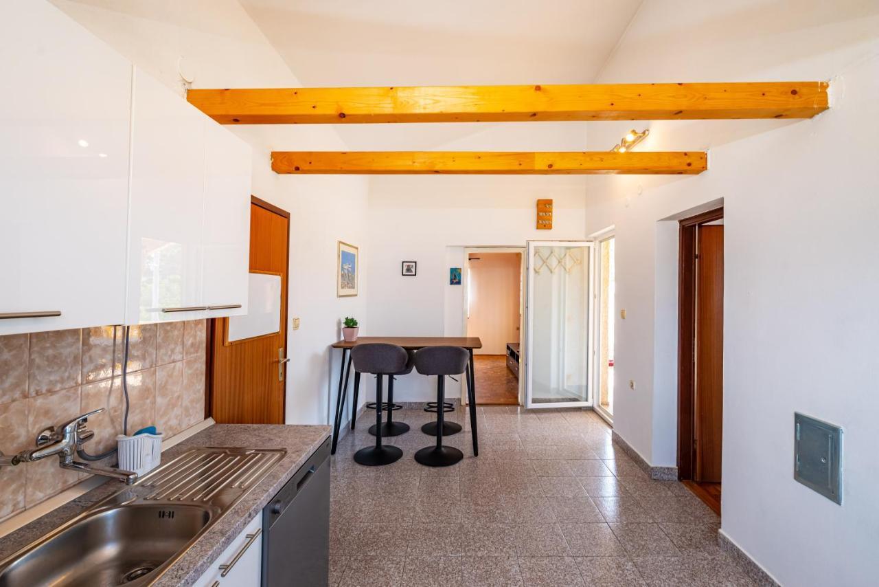 Apartment Sea And Mountain With Pool Novigrad (Dalmatia) Quarto foto