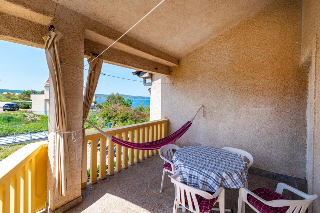 Apartment Sea And Mountain With Pool Novigrad (Dalmatia) Exterior foto