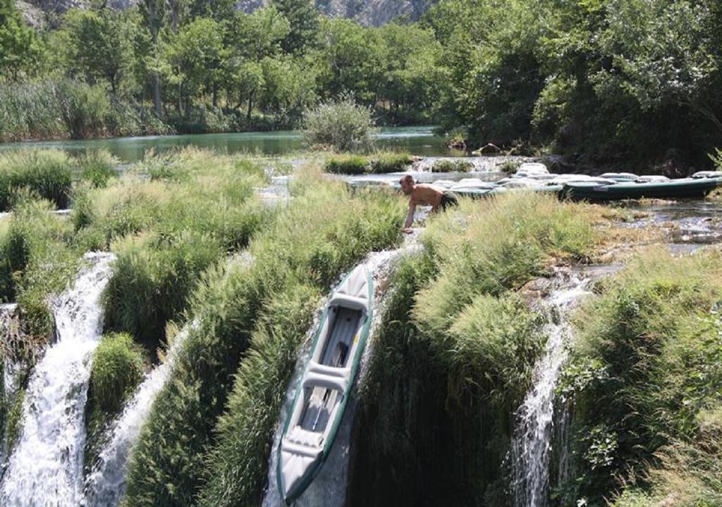 Apartment Sea And Mountain With Pool Novigrad (Dalmatia) Exterior foto